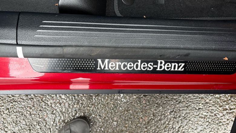 Mercedes-Benz GLB 200 AMG Line Premium 5dr 7G-Tronic Petrol Estate